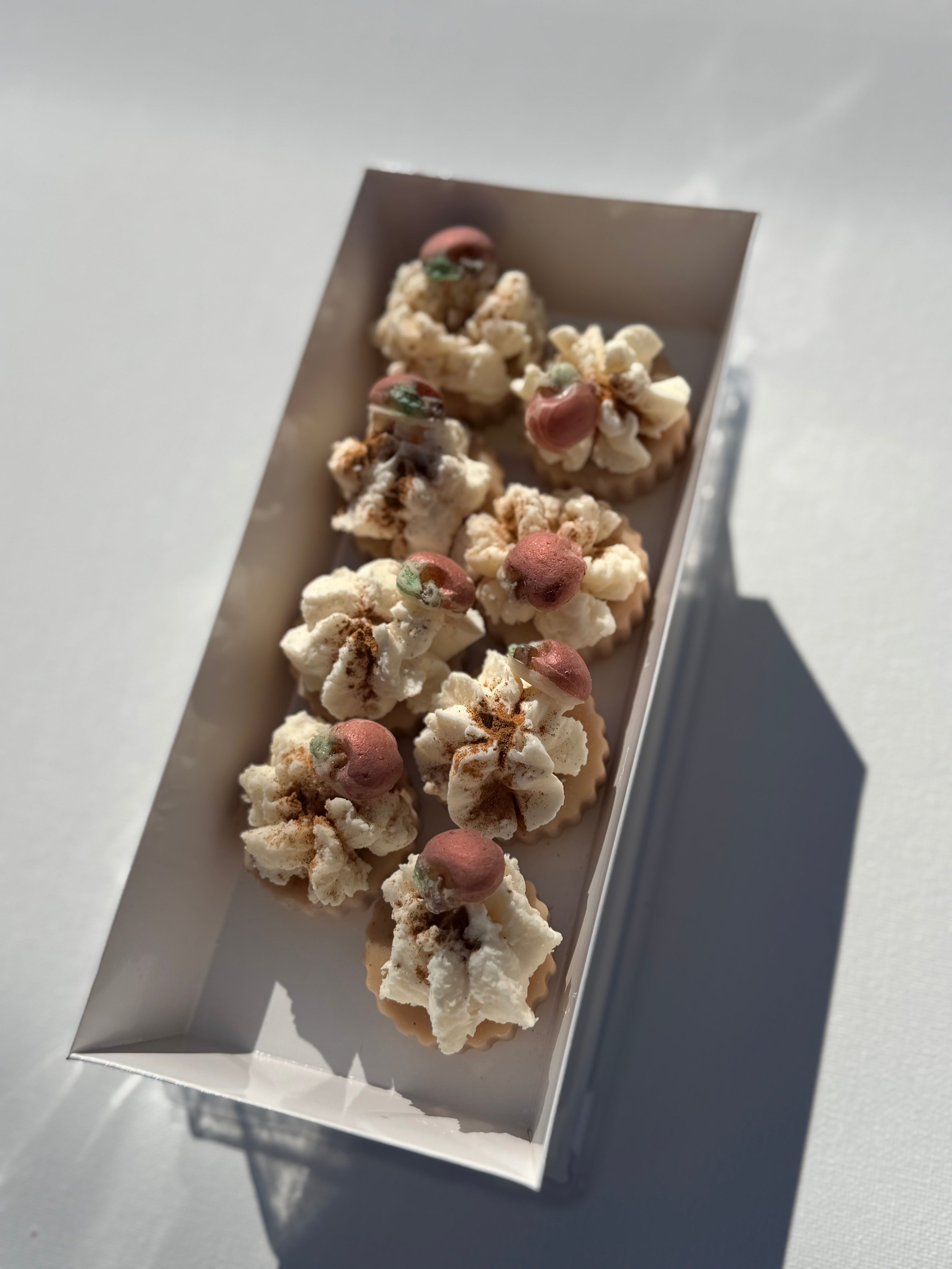 Apple Cinnamon Muffin  8-Pack Soy Wax Melts (Sold Out)