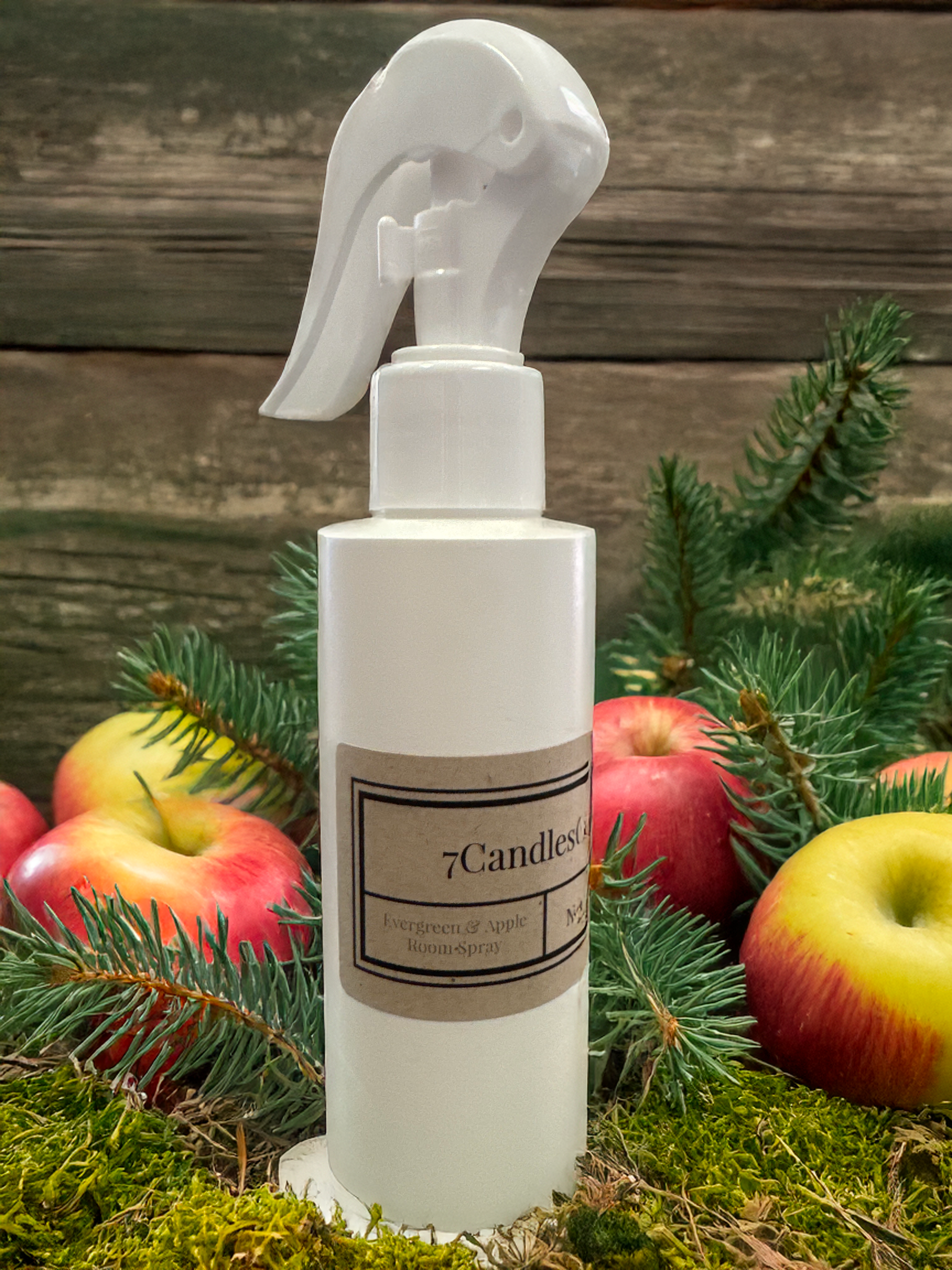 Evergreen & Apple 4oz Room Spray – Non-Aerosol Mist